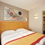 Hotel Edouard 6 By Malone