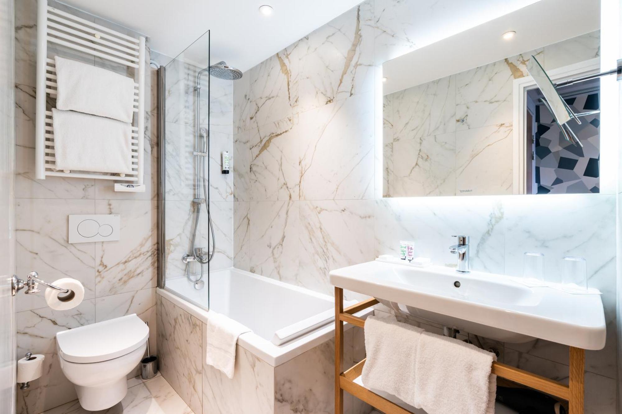 Edouard 6 By Malone 3*